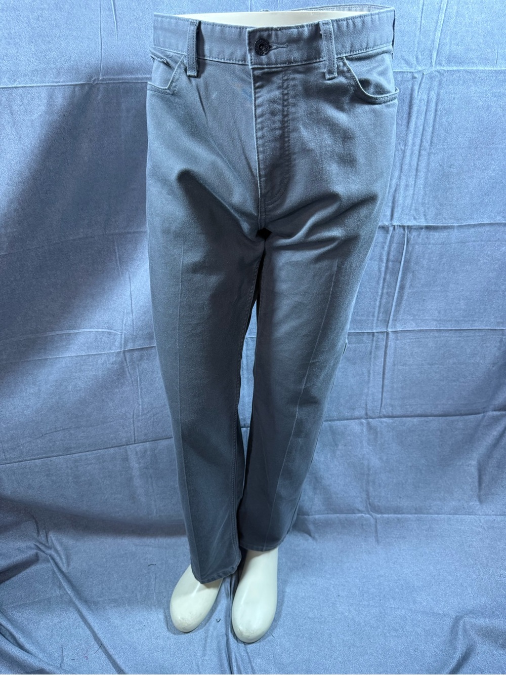 2978-Dockers Men's Straight Fit Chinos - Gray
